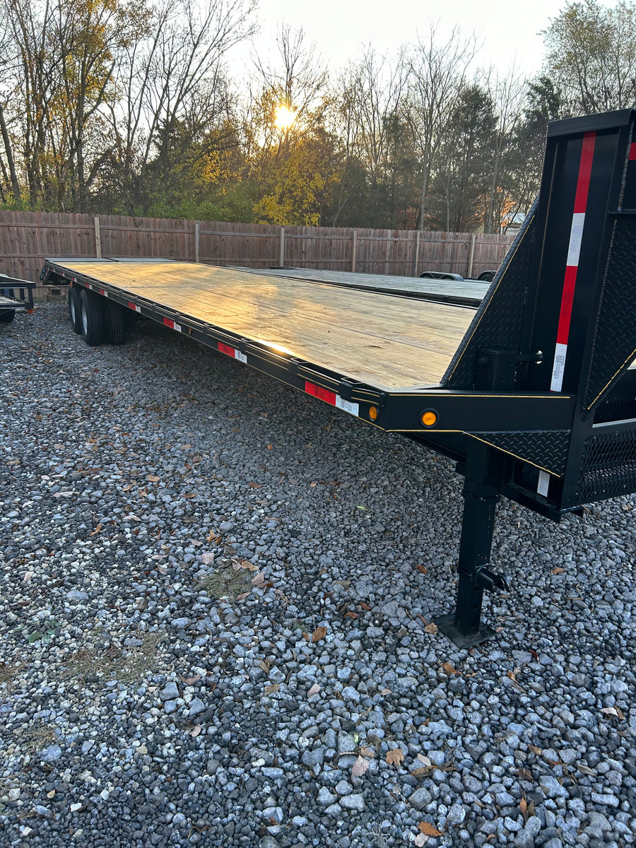 40' Gooseneck with Mega Ramps Farmersville Auto Sales & Trailers