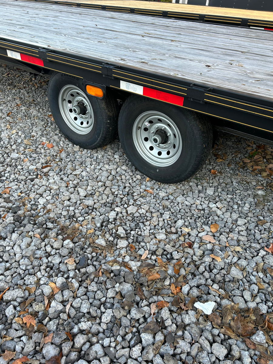 30' Gooseneck Farmersville Auto Sales & Trailers